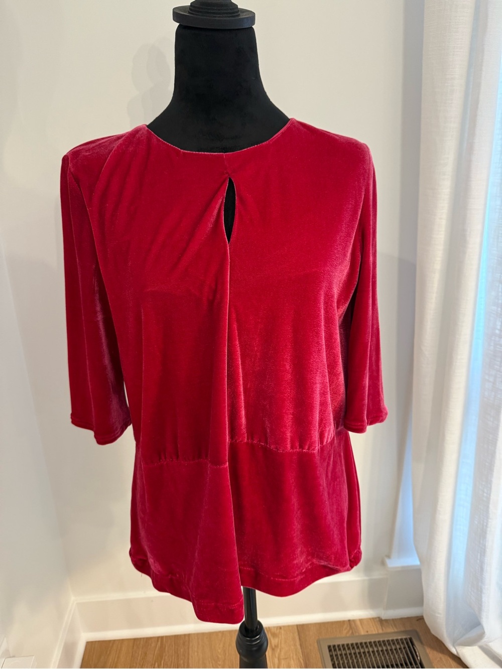 Zara Trafaluc Red Velvet Keyhole Blouse Top Size M
